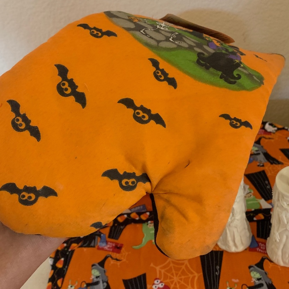 6 pc Ty Orange Boo Plush Halloween Kitchen table placemat ghost candles mitt lot - Picture 11 of 16